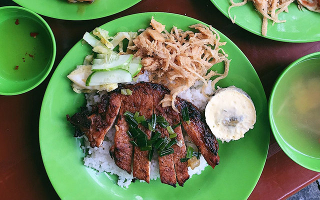 Cơm Trưa Bình Dân - Nguyễn Văn Thương