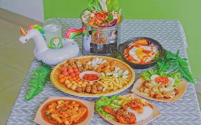 Nhà Bơ Mập - Food & Drinks