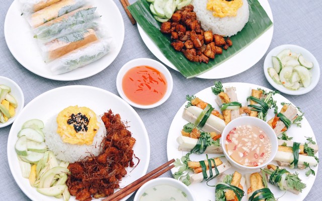 Tiệm Ăn Vân - Cơm Trưa & Ăn Vặt