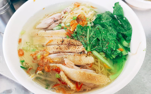 Hủ Tiếu Gà - Phan Anh