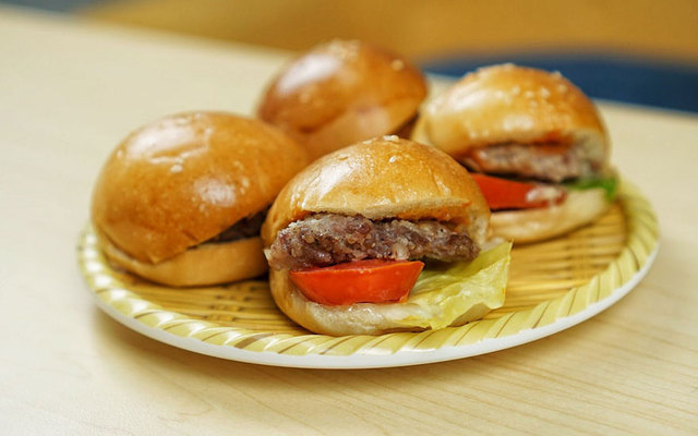 Tiệm Bánh Mini