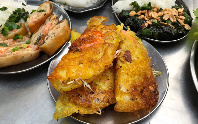 Cô Điệp - Bánh Xèo Rau Rừng