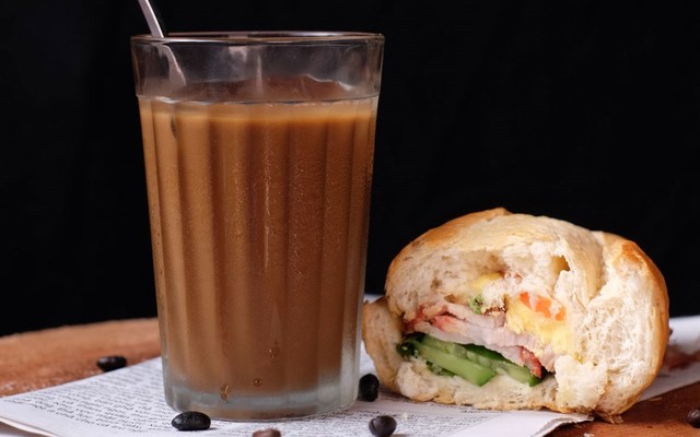 Bánh Mì Mậu - Nguyễn Hữu Huân