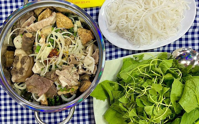 Quán 22 - Lẩu Bò & Phở Bò