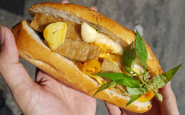 Phương - Bánh Mì Chả Cá