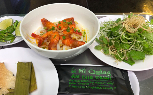 Mì Quảng Ấm Chè Xanh