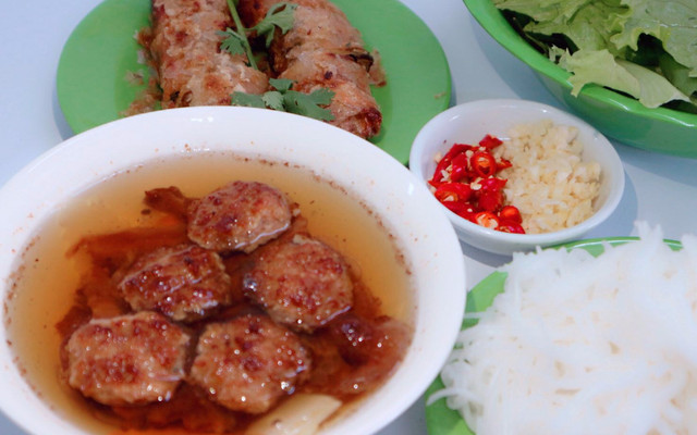 Quang Anh - Bún Chả Hà Nội