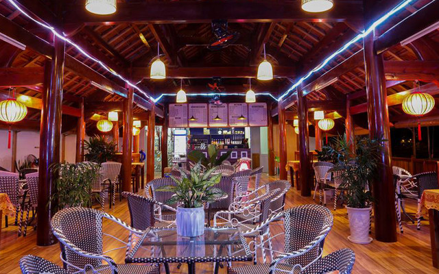 Rovina Phúc Khang Cafe