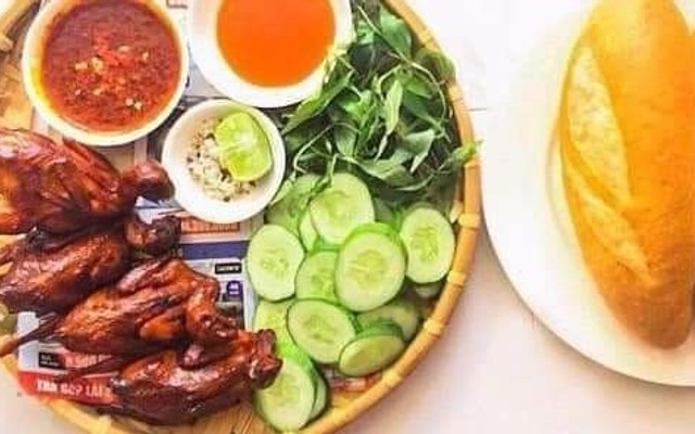 Bà Tám - Cút Chiên Bơ Đặc Biệt