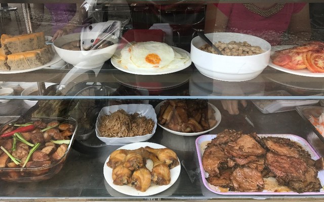 Hồng - Cơm Tấm - Đường số 20