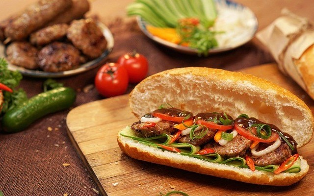 Bánh Mì Thịt Nướng Nguyễn Trọng Tuyển