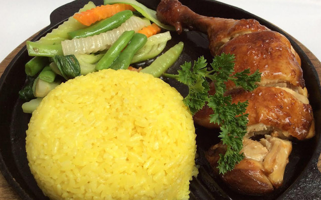 Cơm Gà Tam Kỳ Hoa Trúc - Phan Trung