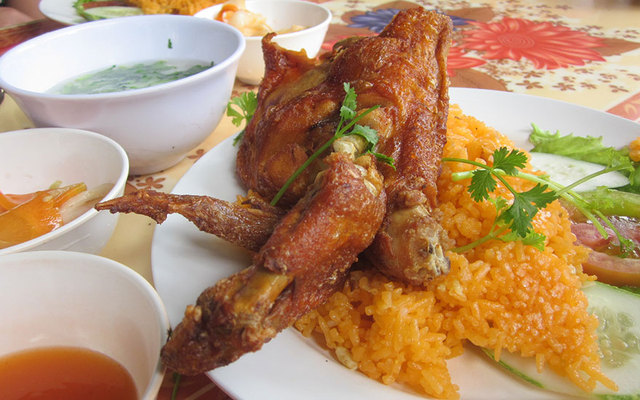 Ngọc Ký - Cơm Gà Xối Mỡ - Nguyễn Ảnh Thủ