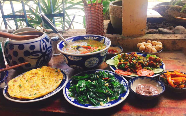 Quán Cơm Nhà Ta - Phan Thành Tài