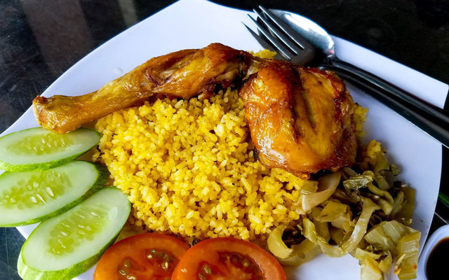 Nguyên Bếp - Cơm Gà Xối Mỡ