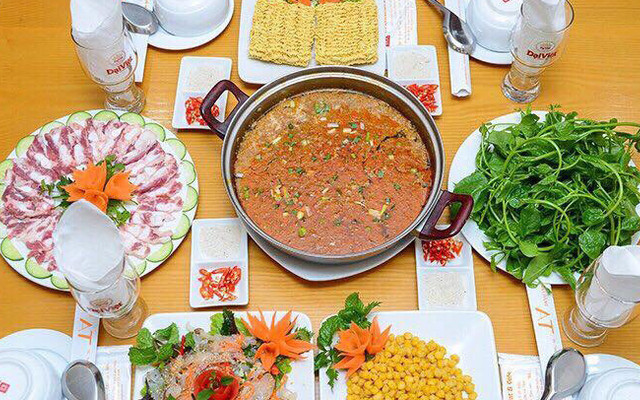 AT Restaurant - Cơm Gia đình & Lẩu Hươu