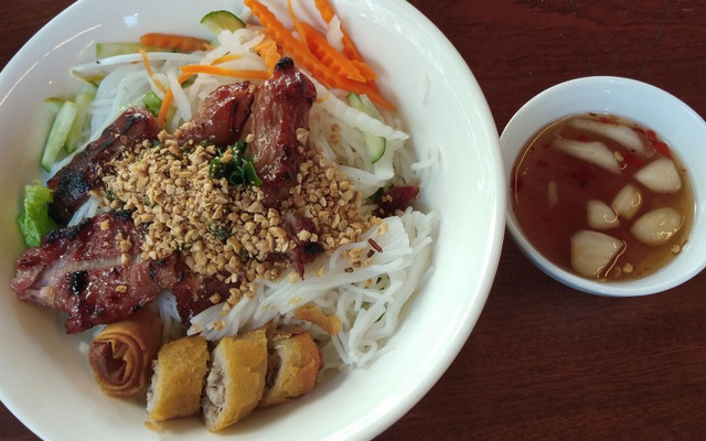 Bảo Bảo - Bún Thịt Nướng Nem Nướng Chả Giò