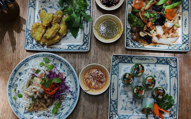 Here & Now - Vegetarian Restaurant & Coffee - Phạm Viết Chánh