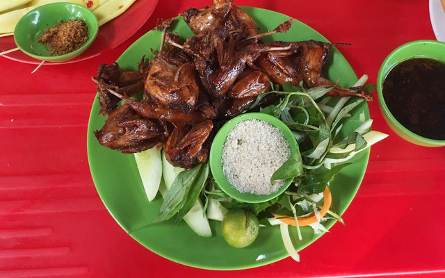 Cút Chiên Bơ - 15 Hậu Giang