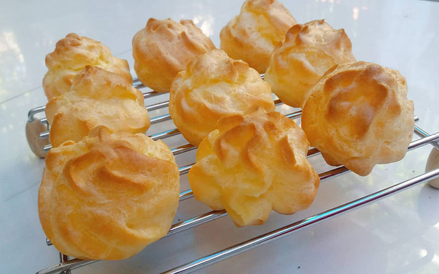 Susu Cake - Bánh Su Kem