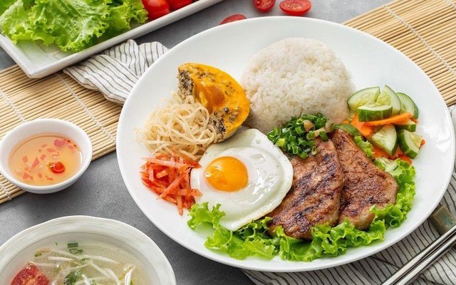 Cơm Trưa Ngọc Châu