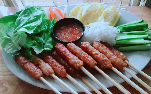 Hội Quán - Nem Nướng Tạm Thương