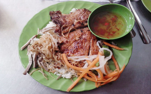 Ly - Cơm Tấm & Bún Thịt Nướng