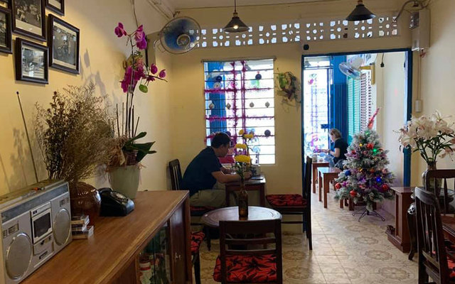 Tiệm Cà Phê Nhạc Xưa Góc Sài Gòn