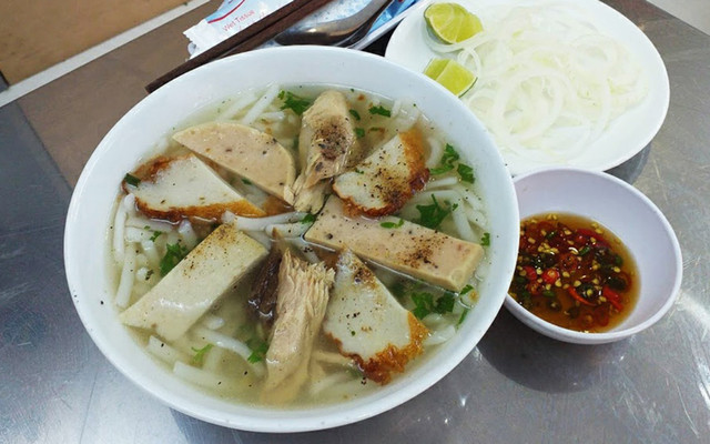 Bánh Canh Chả Cá - Đặc Sản Phan Rang