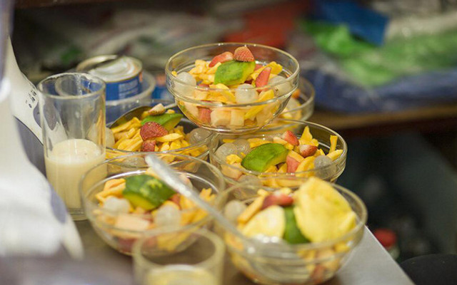 Hoa Quả Dầm - Hàng Mành