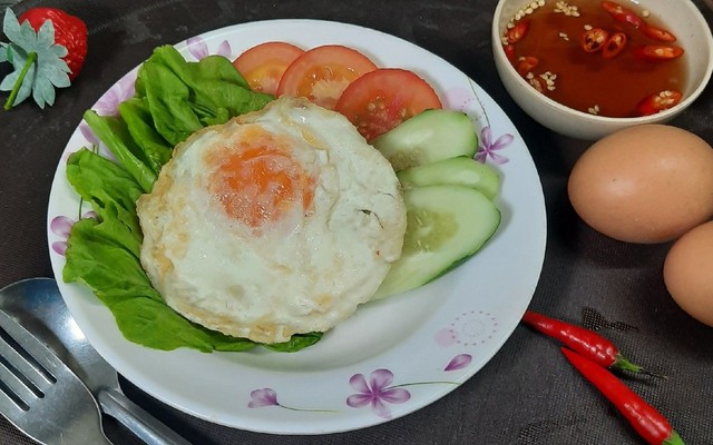 Song Sinh - Cơm Bình Dân - Nguyễn Thị Minh Khai