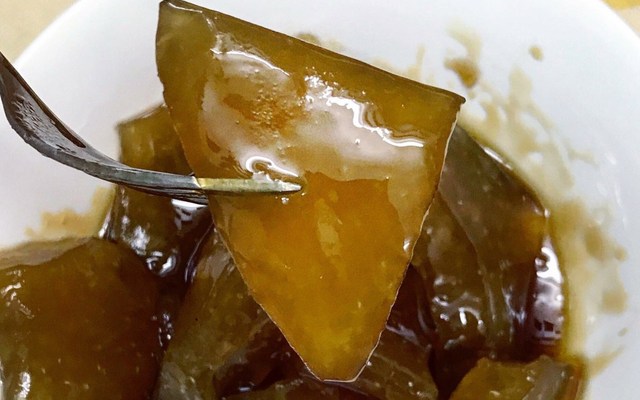 Cô Vân - Bánh Gio Mật Mía