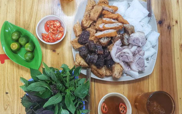 Liên Béo - Phở Bò Sốt Vang & Bún Đậu Giả Cầy