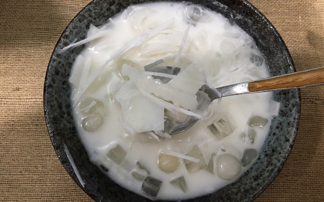 Mai Mai Kitchen - Chè Dừa Dầm Online