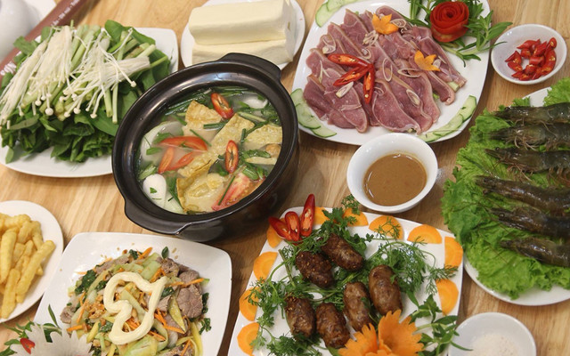 Sơn Thủy - Dê Núi Hà Nội 