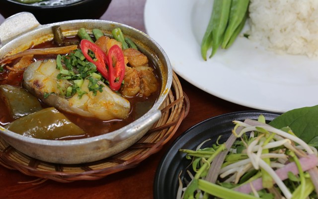 Đỗ Thụy - Cơm Văn Phòng