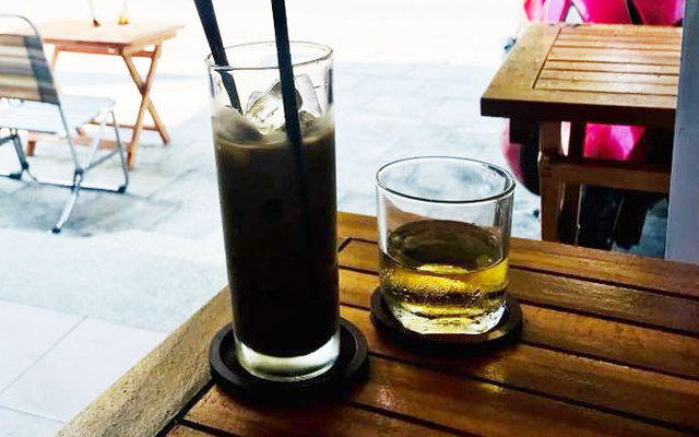 988 Coffee & Xiên Que