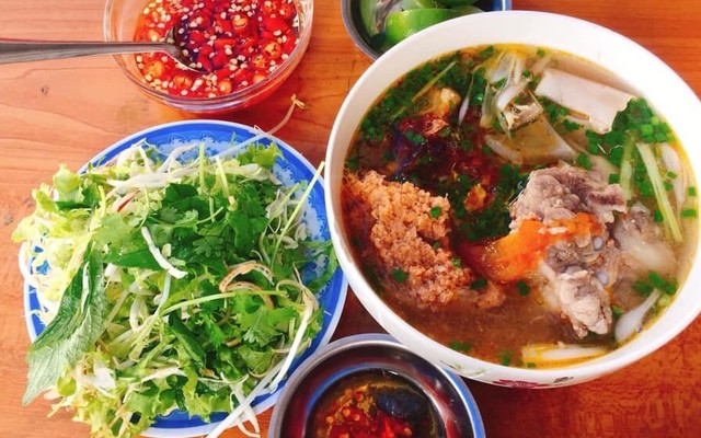 Bún Riêu Mẹ Diễm