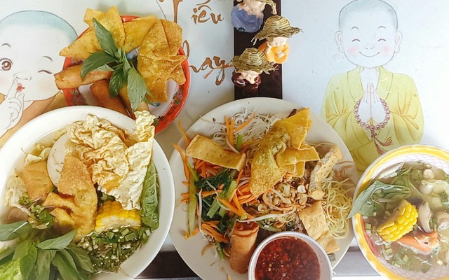 Hủ Tiếu Chay - Trường Sơn
