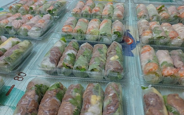 Gỏi Cuốn Tôm Thịt - 64 Vũ Trọng Phụng