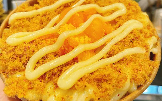 Khánh Chi - Bông Lan & Ăn Vặt