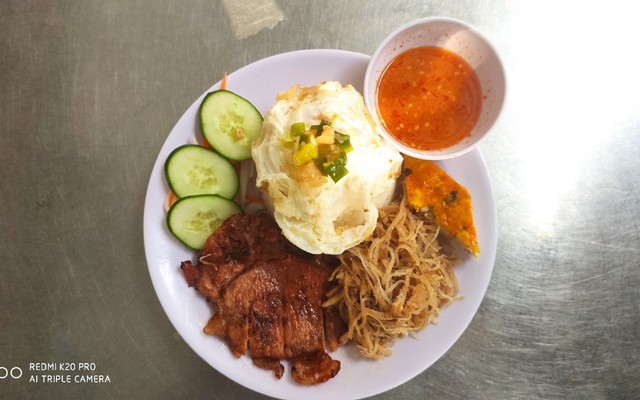 Cơm Tấm Cây Phượng - Chung Cư Hoàng Diệu