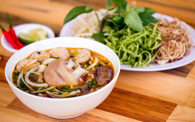 Bún Bò Lụa