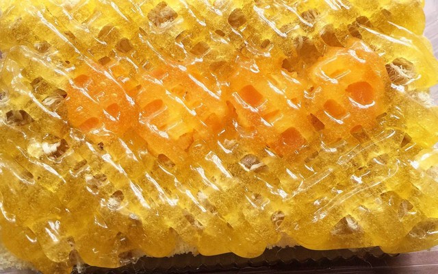 Happy Cake - Bông Lan Trứng Muối -  Lê Văn Lương