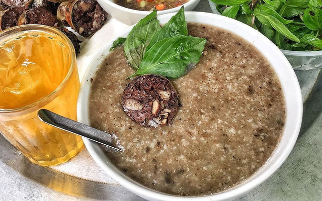 Cô Hồng - Cháo Lòng, Bún Măng Ngan Mọc & Phở Gà