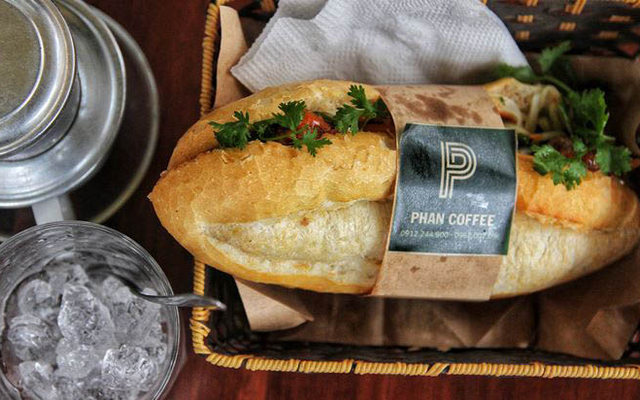 Bánh Mì Phan - 212 Thống Nhất