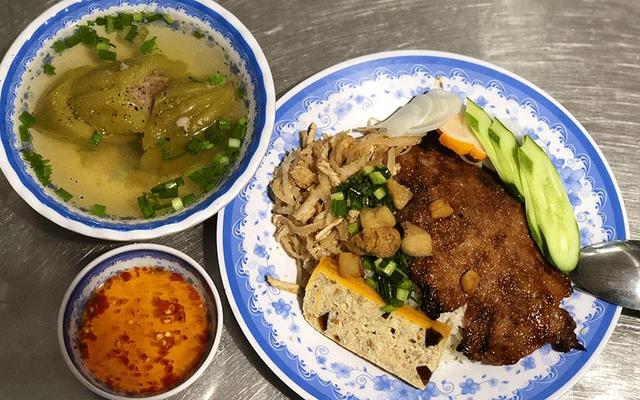Cơm Tấm Năm Đủ - Hồng Bàng