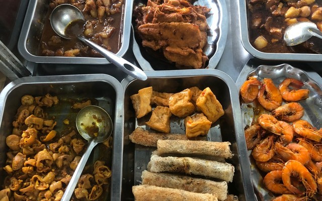 Cơm Trưa Nhà Kim