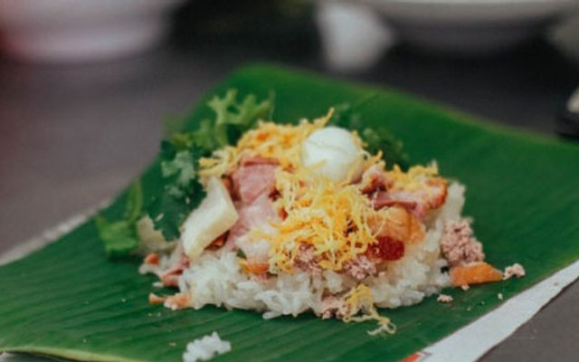 Chị Ánh - Xôi Mặn & Xôi Gà