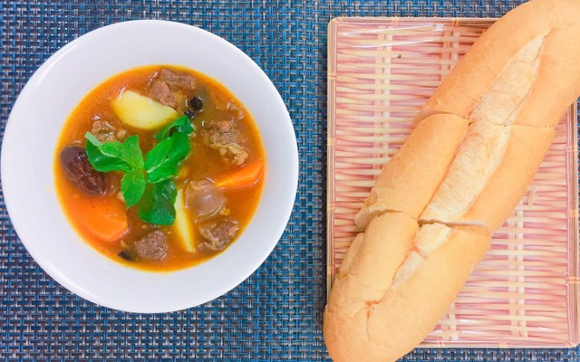 Bánh Mì Hà Nội - Dốc Viện Phụ Sản